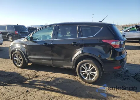2017 Ford Escape Se z USA, uszkodzony, nr VIN 1FMCU0GD2HUE92816